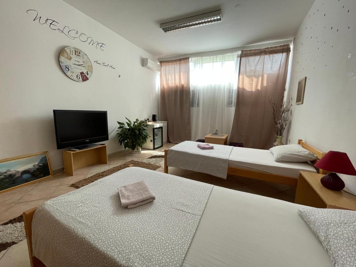 Rooms Deny Mostar Ngoại thất bức ảnh